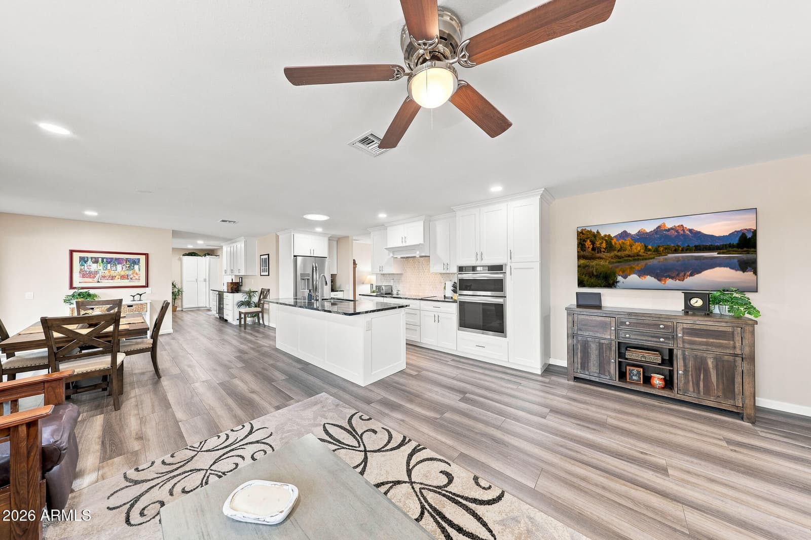 18402 N 95th Avenue, Sun City, AZ 85373 — photo 14 of 51