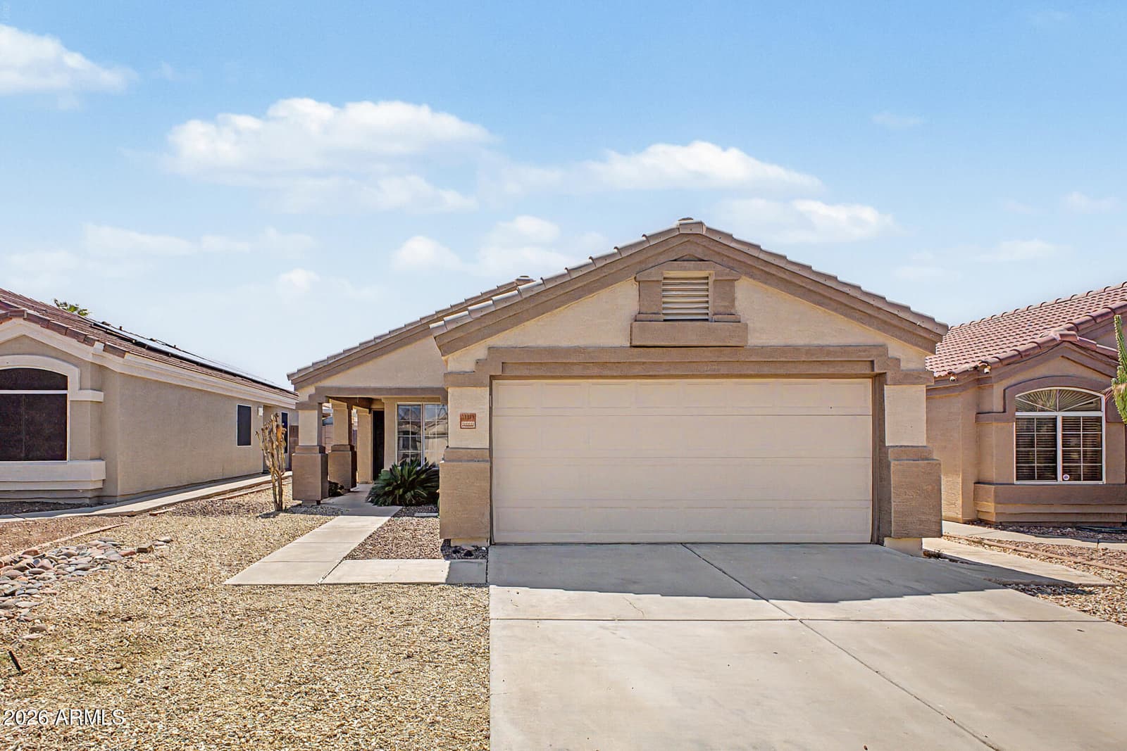 11339 W Madisen Ellise Drive, Surprise, AZ 85378 — photo 2 of 32