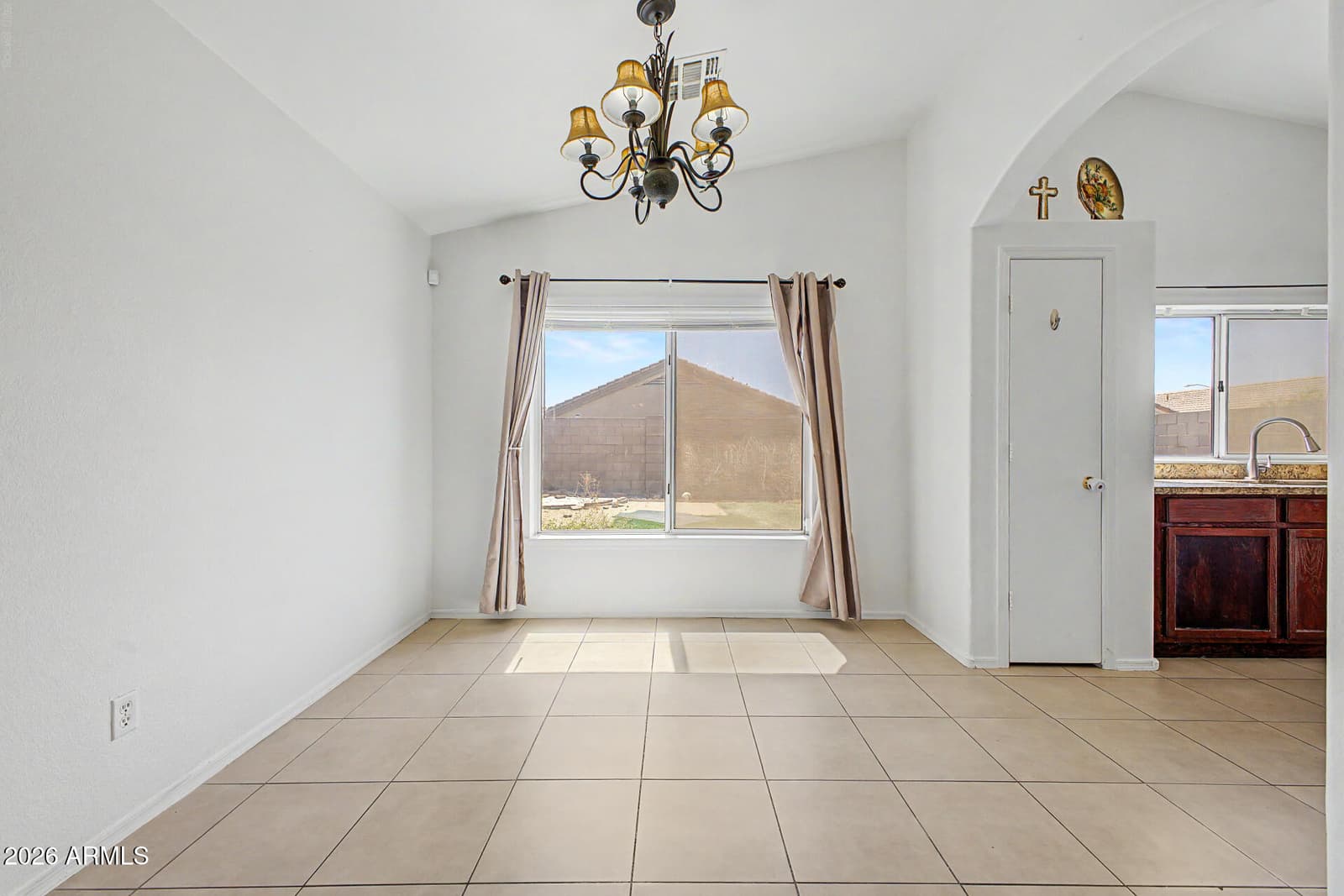 11339 W Madisen Ellise Drive, Surprise, AZ 85378 — photo 11 of 32