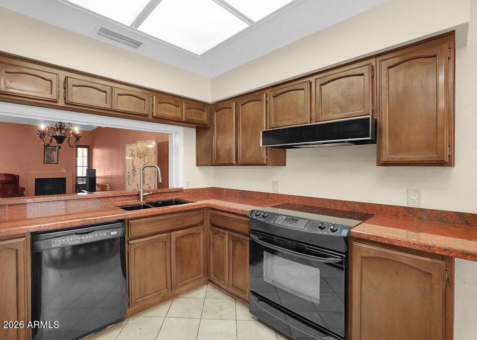 6225 N 30th Way, Phoenix, AZ 85016 — photo 4 of 31