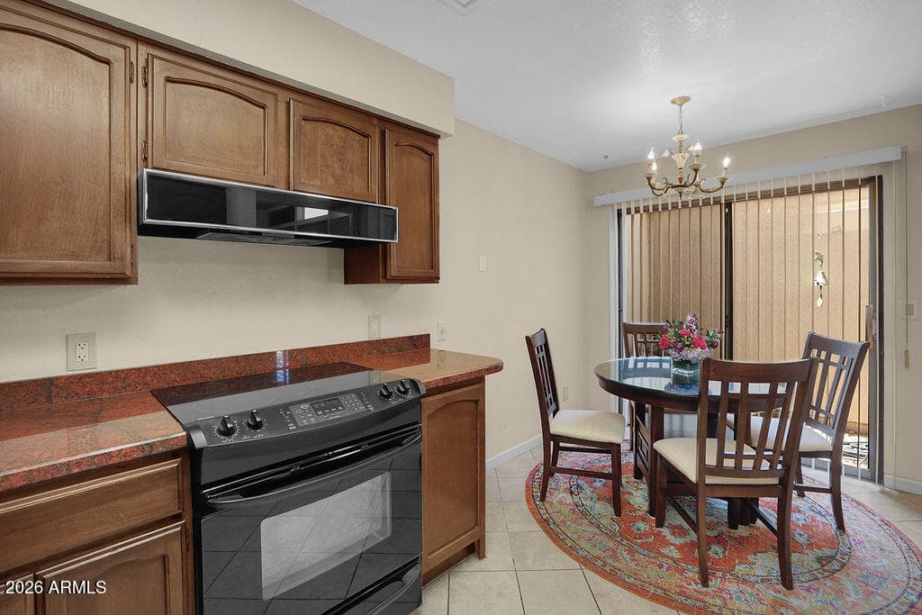 6225 N 30th Way, Phoenix, AZ 85016 — photo 7 of 31