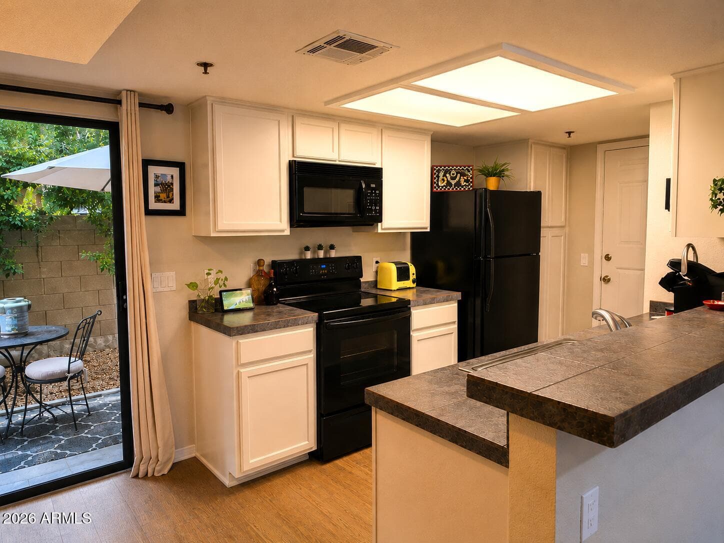 4316 E Avalon Drive 7, Phoenix, AZ 85018 — photo 11 of 22