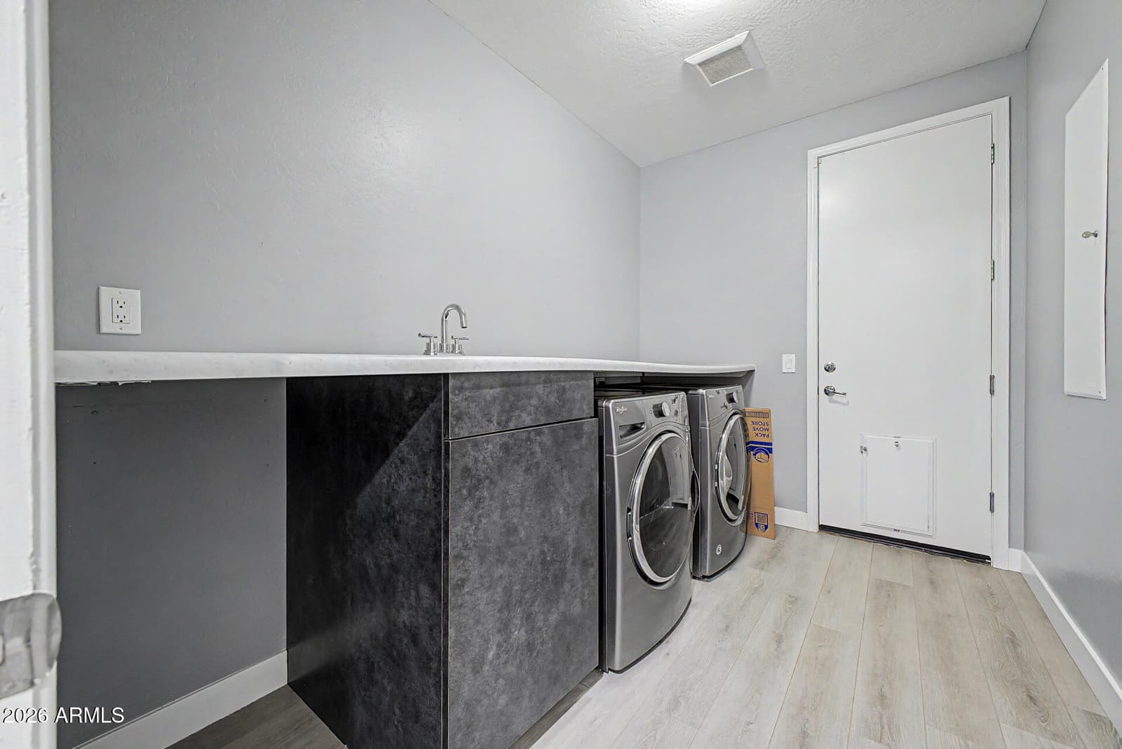 250 W Yellow Wood Avenue, San Tan Valley, AZ 85140 — photo 25 of 29