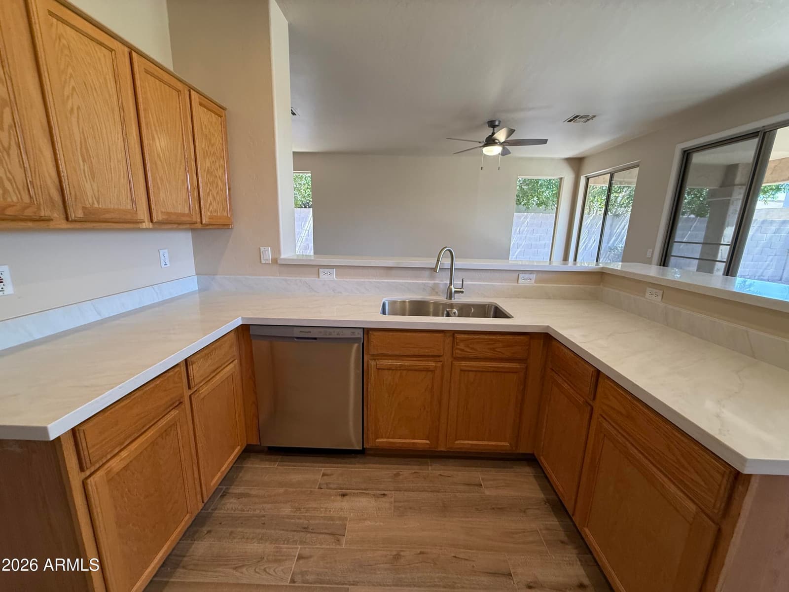 6223 W Wikieup Lane, Glendale, AZ 85308 — photo 7 of 22