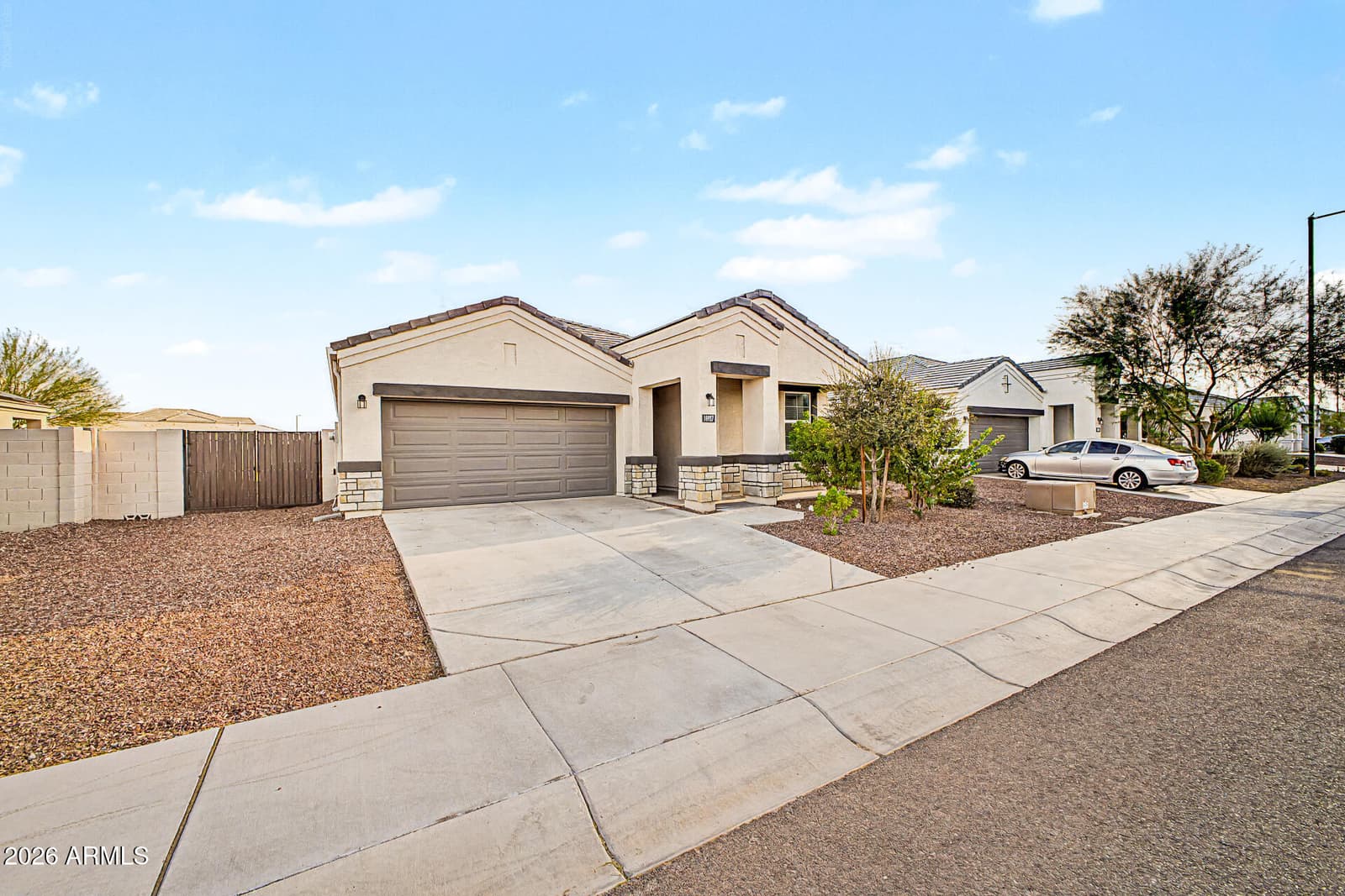 18927 W Woodlands Avenue, Buckeye, AZ 85326 — photo 3 of 34