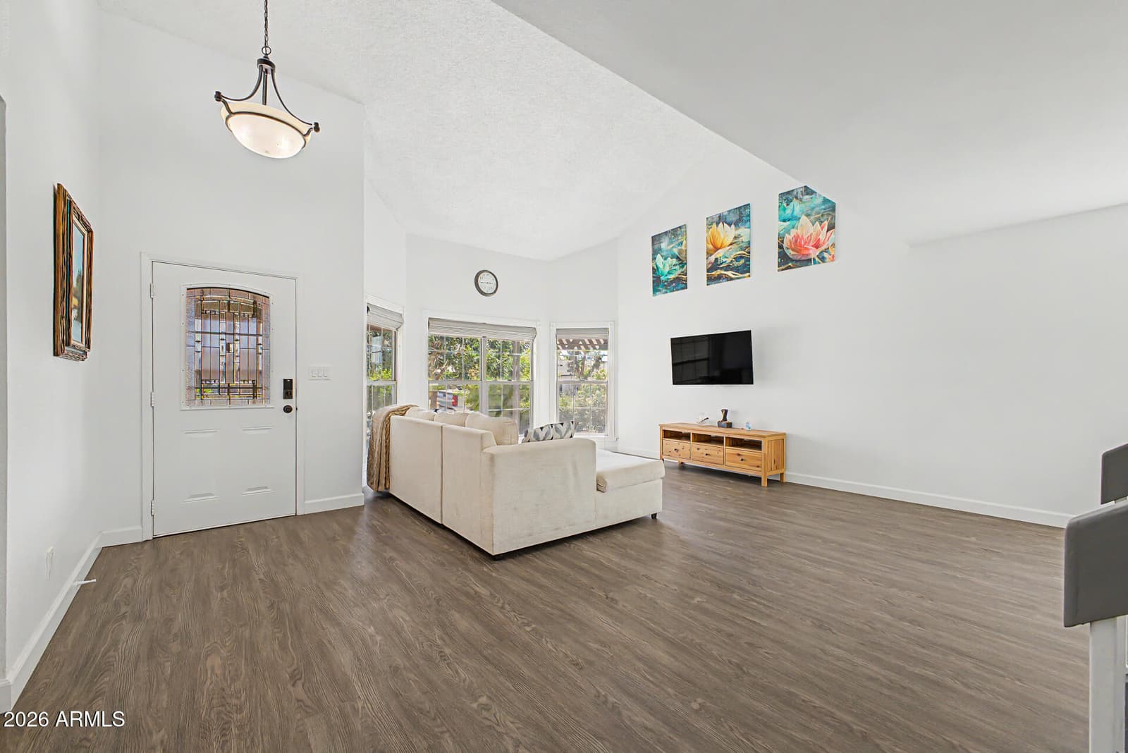 5332 W Poinsettia Drive, Glendale, AZ 85304 — photo 4 of 33