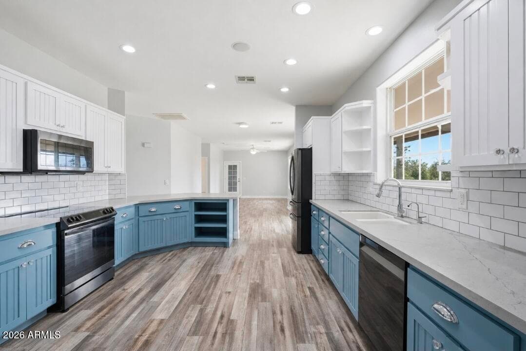 20305 W Peakview Road, Wittmann, AZ 85361 — photo 4 of 24