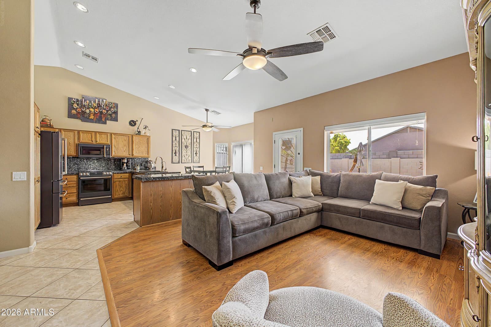 441 E Dartmouth Drive, Casa Grande, AZ 85122 — photo 12 of 40
