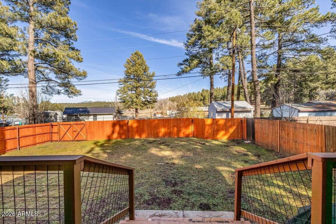 945 Osage, Flagstaff, AZ 86005 — photo 6 of 30