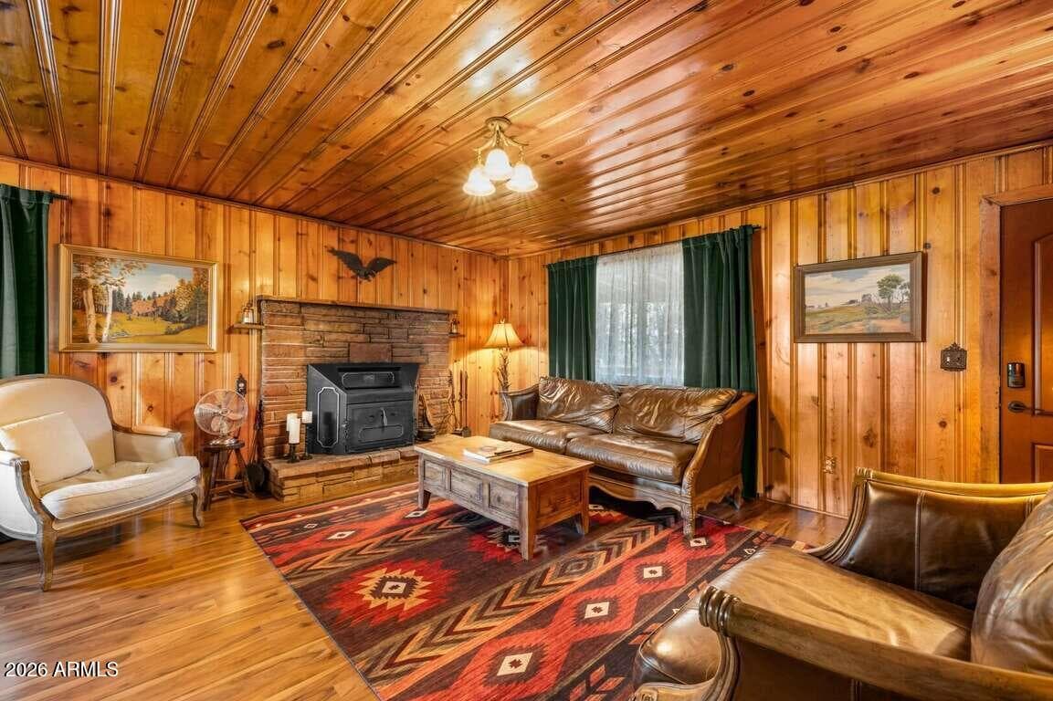945 Osage, Flagstaff, AZ 86005 — photo 16 of 30
