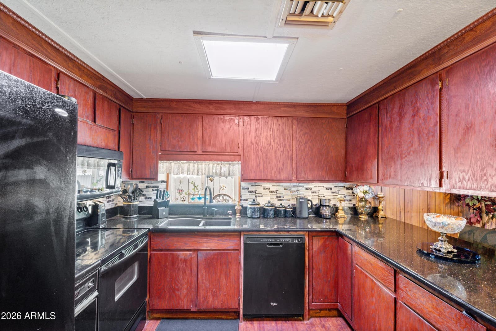 16424 N 29th Way, Phoenix, AZ 85032 — photo 13 of 38