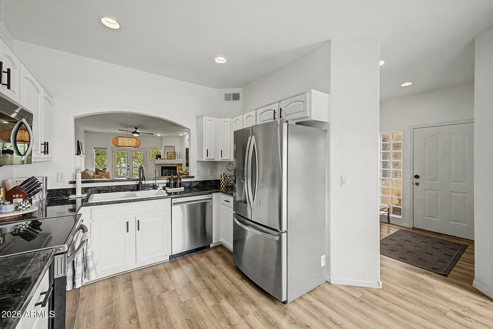 7021 E Earll Drive 202, Scottsdale, AZ 85251 — photo 2 of 40