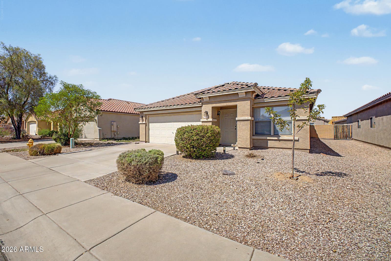 2658 W Silver Creek Lane, San Tan Valley, AZ 85144 — photo 2 of 50
