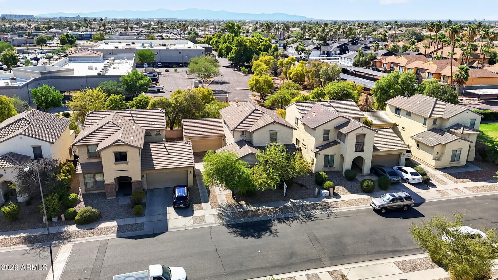 7132 N 73rd Drive, Glendale, AZ 85303 — photo 3 of 24