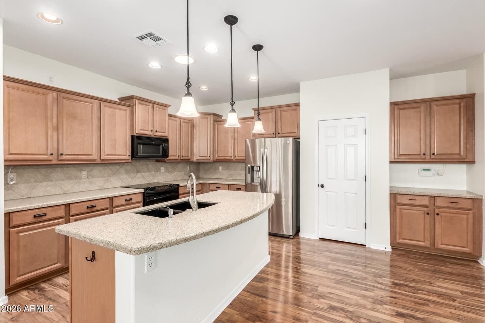 31032 N Obsidian Drive, San Tan Valley, AZ 85143 — photo 8 of 25