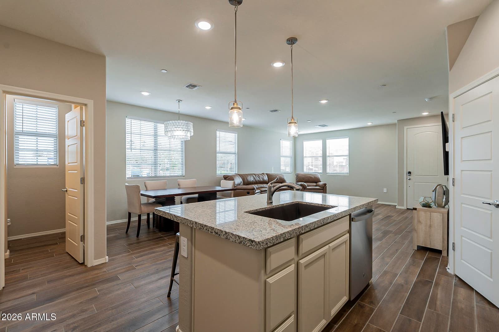 1825 E Hampton Lane 111, Gilbert, AZ 85295 — photo 14 of 39