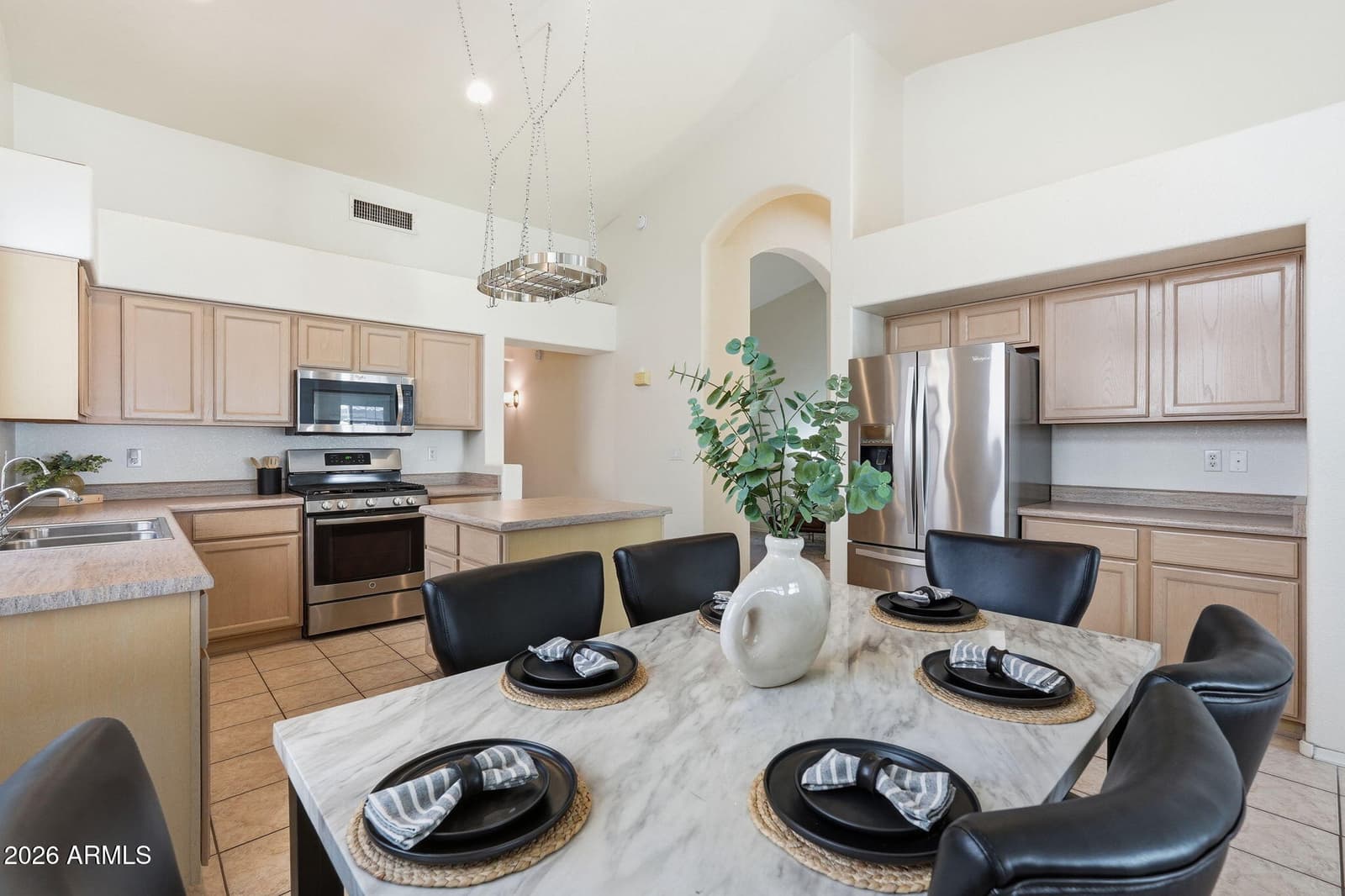 464 E Baylor Lane, Gilbert, AZ 85296 — photo 10 of 26