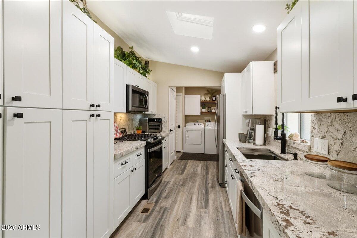 4426 N State Rte 89A 9, Sedona, AZ 86336 — photo 5 of 33