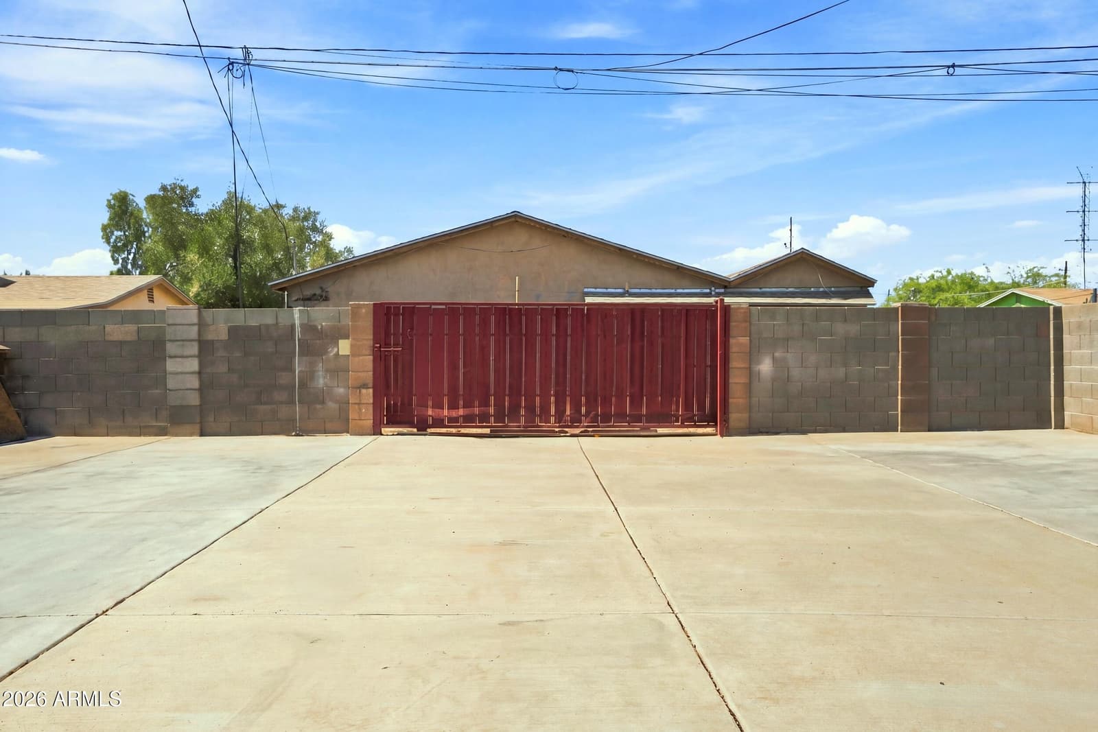 902 S 30th Drive, Phoenix, AZ 85009 — photo 7 of 18