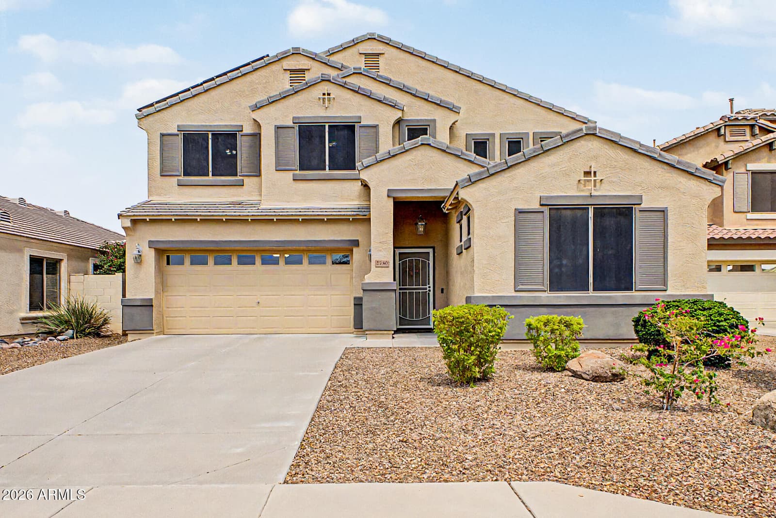 2740 E Quiet Hollow Lane, Phoenix, AZ 85024 — photo 4 of 44