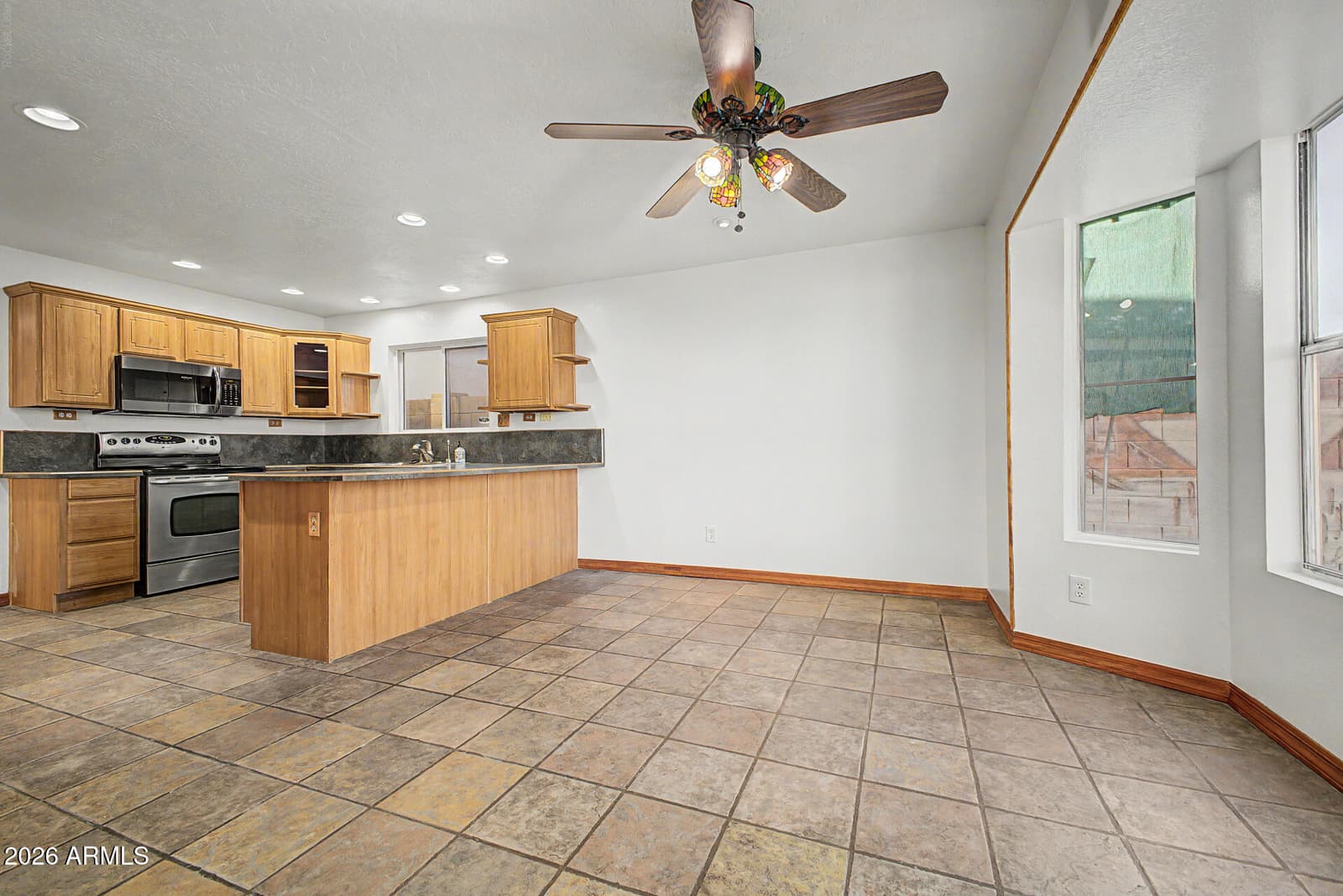 4764 W Tonto Drive, Glendale, AZ 85308 — photo 13 of 34