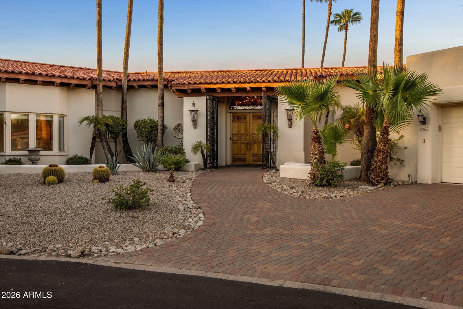 8262 E Vista De Valle, Scottsdale, AZ 85255 — photo 3 of 32