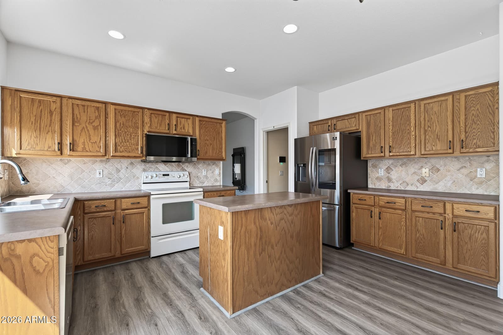 12553 W Washington Street, Avondale, AZ 85323 — photo 11 of 37