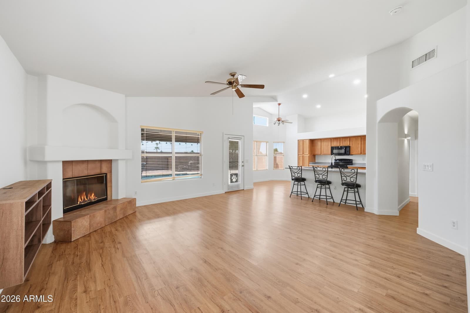 10145 W Potter Drive, Peoria, AZ 85382 — photo 5 of 31