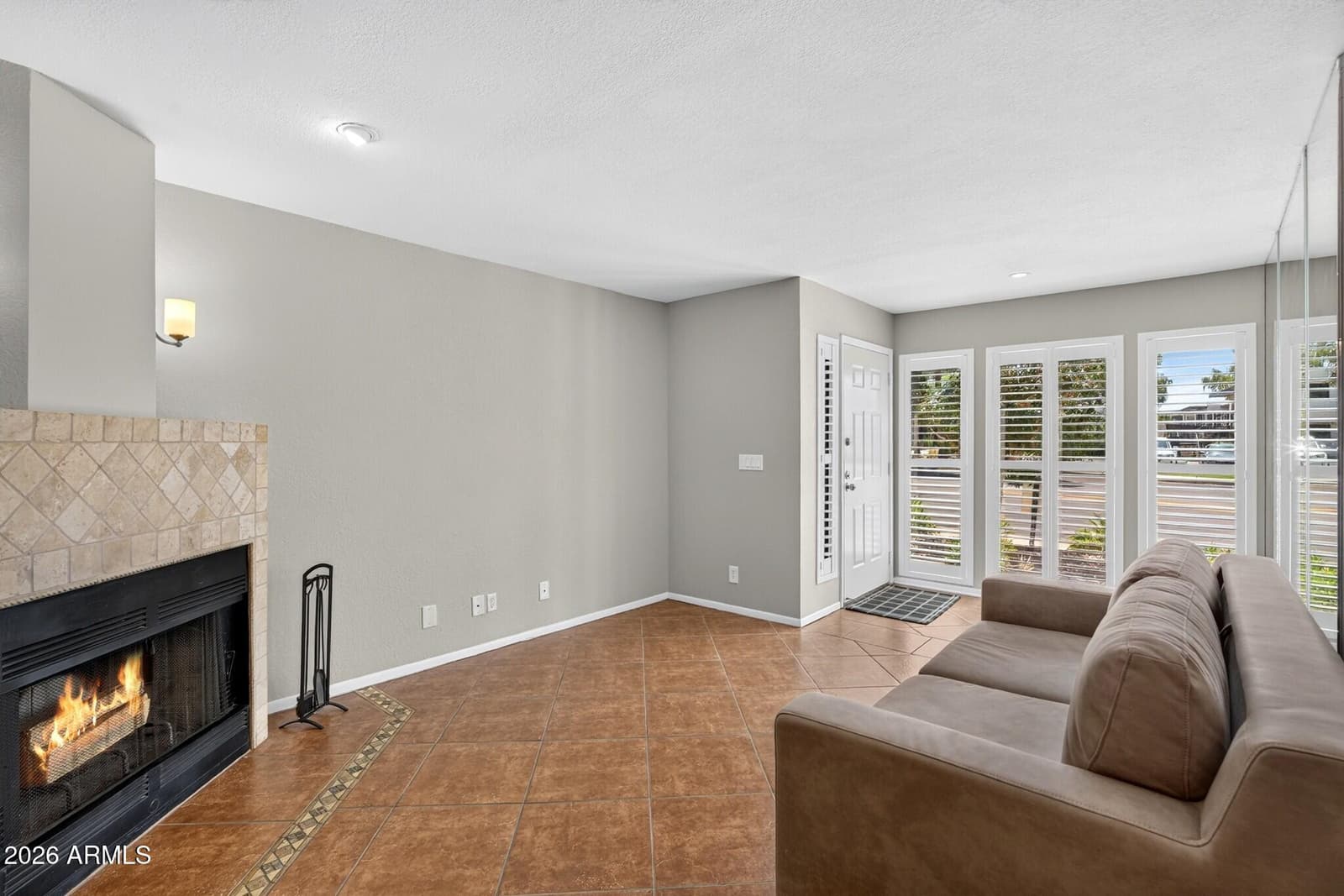 1840 E Morten Avenue 138, Phoenix, AZ 85020 — photo 2 of 31