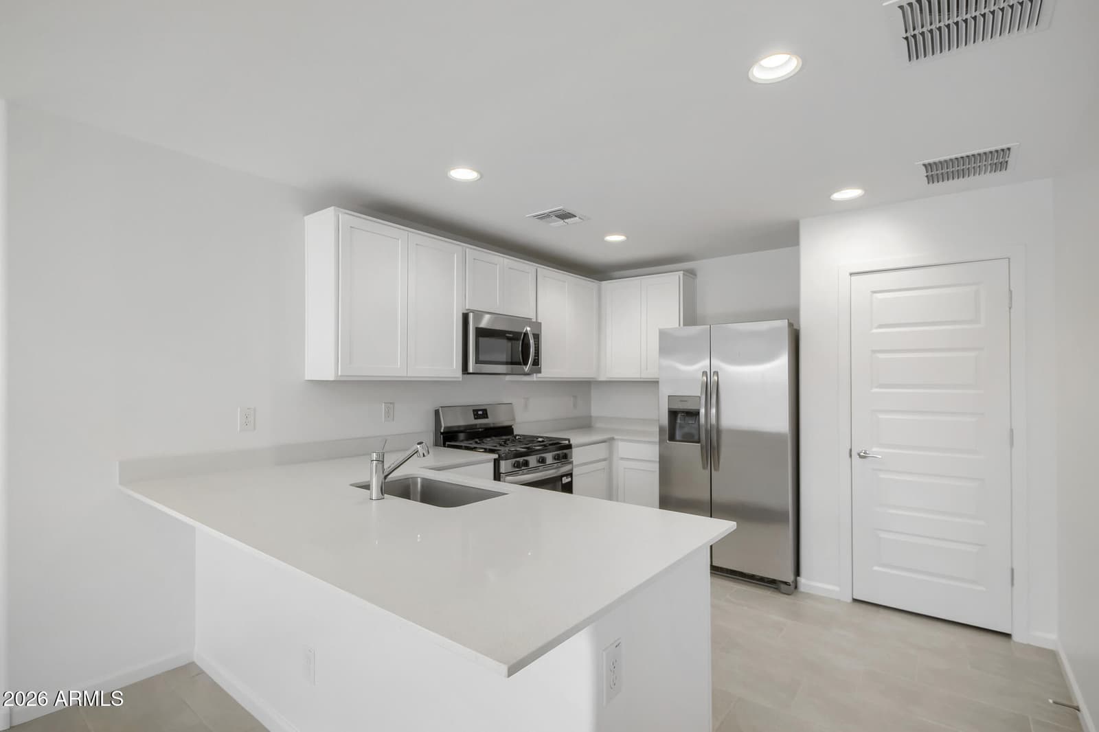 25013 N 174th Lane, Surprise, AZ 85387 — photo 4 of 26