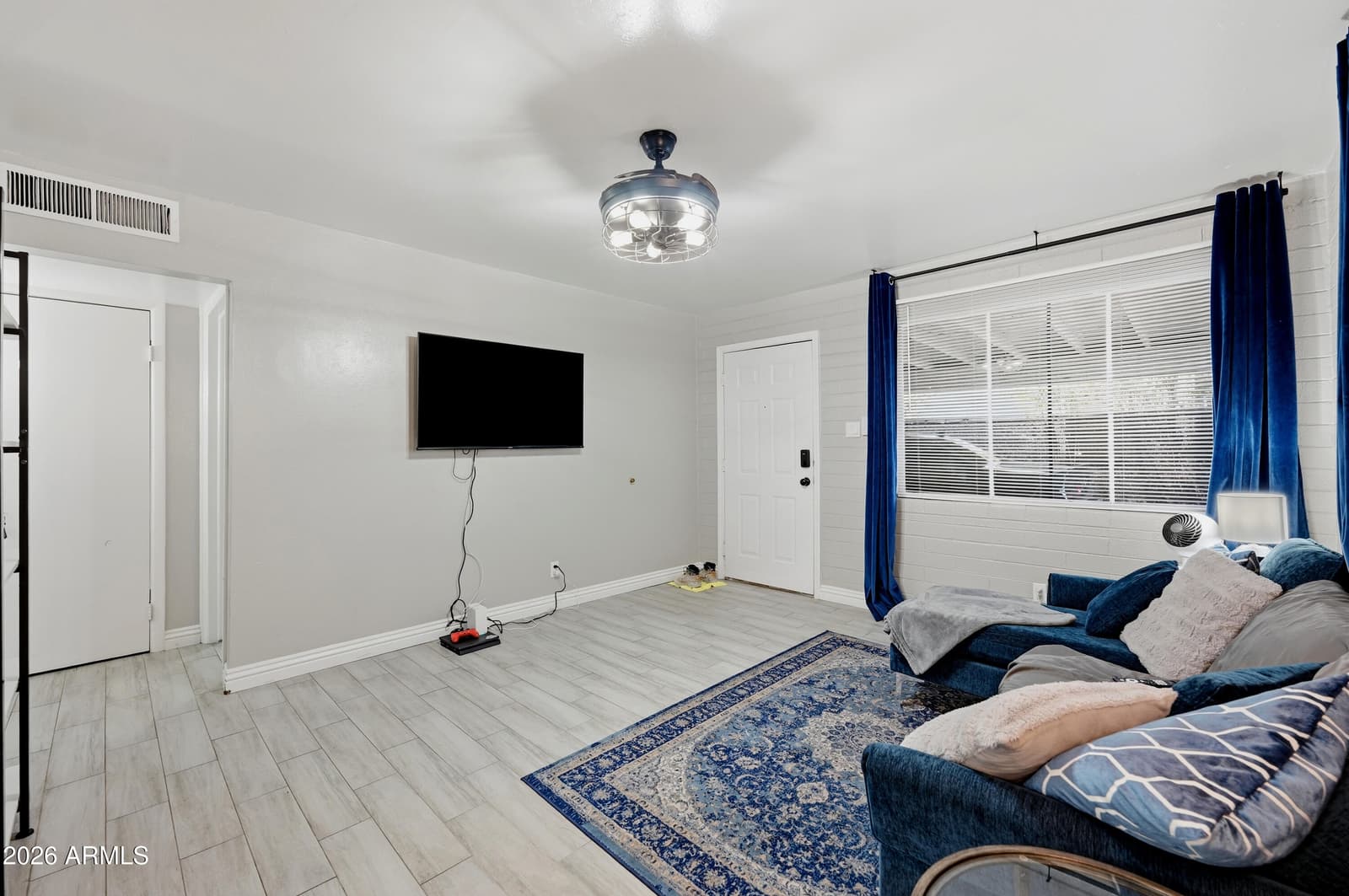 1033 N 25th Street, Phoenix, AZ 85008 — photo 7 of 25