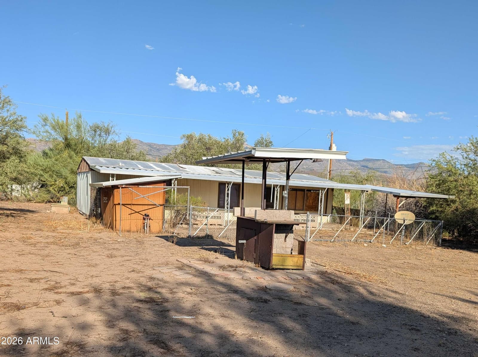 20300 E Emerald Drive, Black Canyon City, AZ 85324 — photo 6 of 17