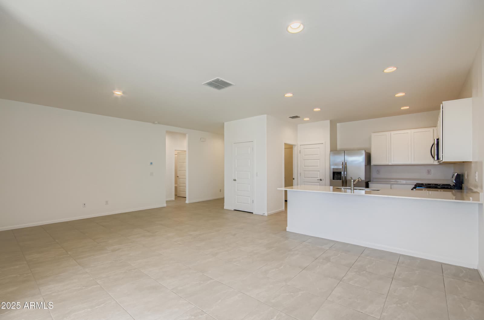 30291 W Wild Hazel Drive, Buckeye, AZ 85396 — photo 5 of 29