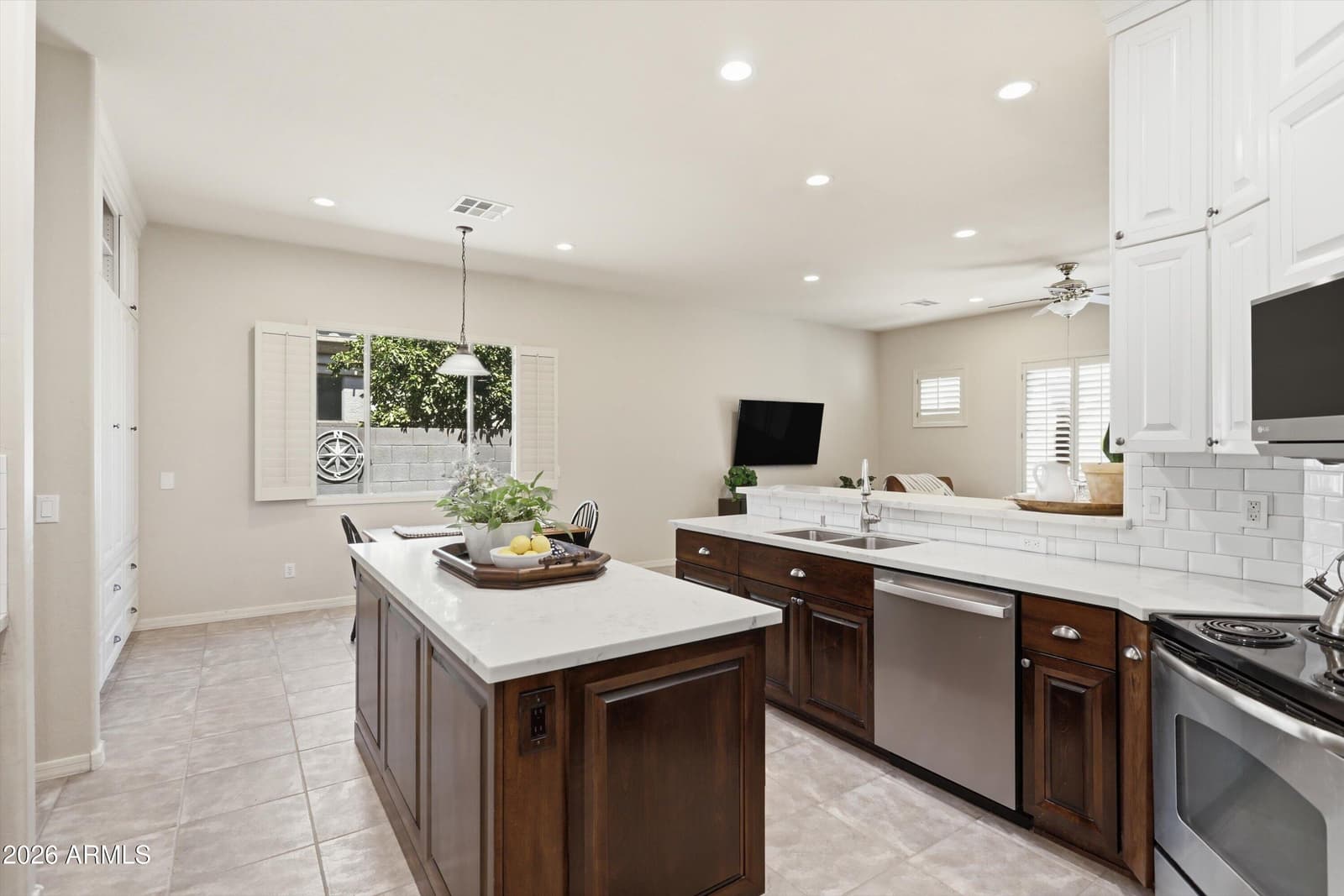 14043 N 90th Drive, Peoria, AZ 85381 — photo 12 of 34