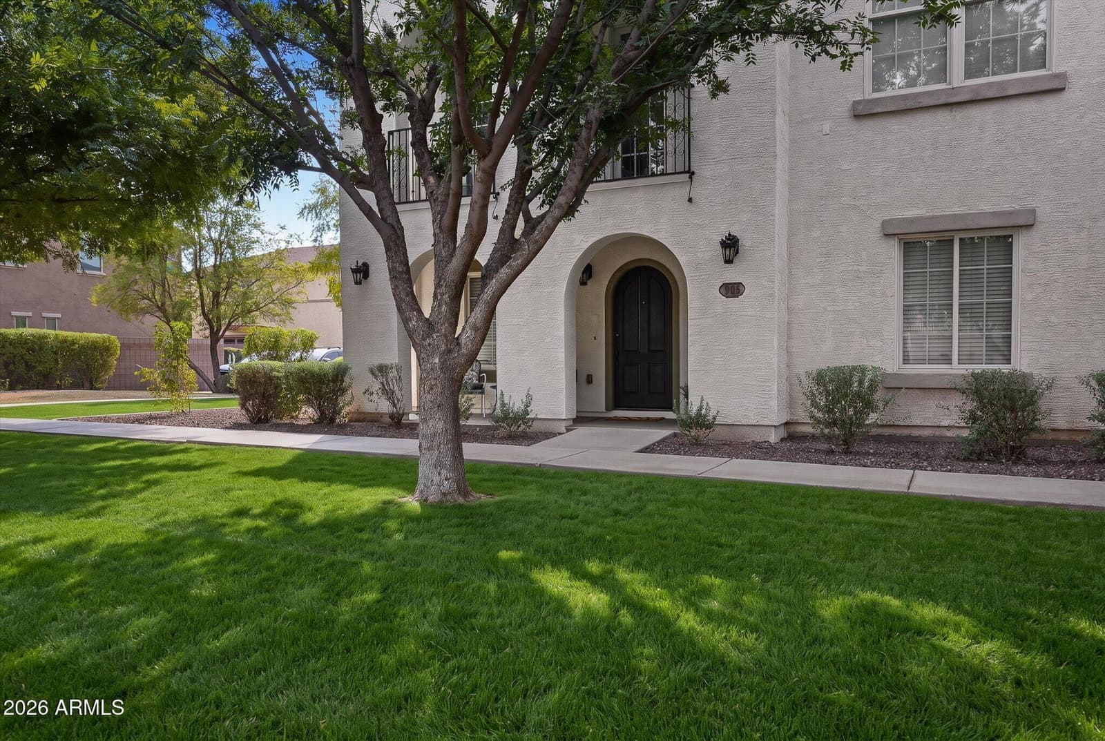 905 S Osborn Lane, Gilbert, AZ 85296 — photo 1 of 62