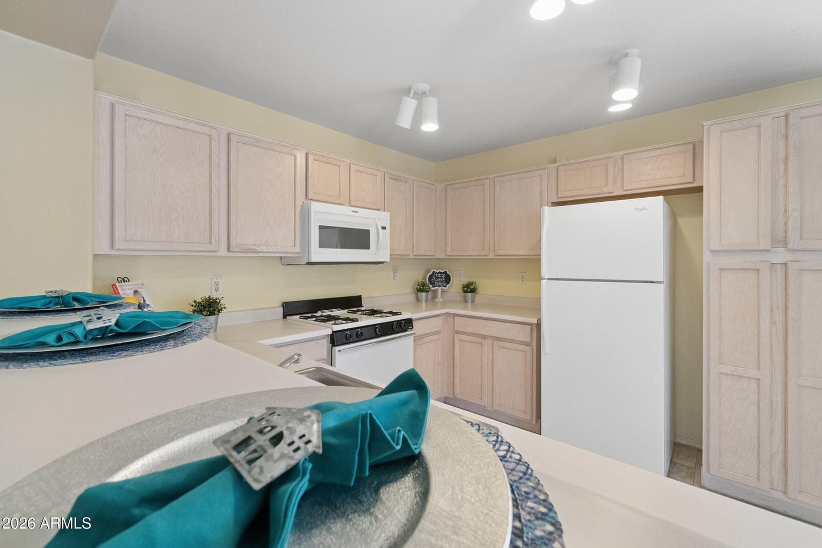 12606 W Rosewood Drive, El Mirage, AZ 85335 — photo 12 of 28
