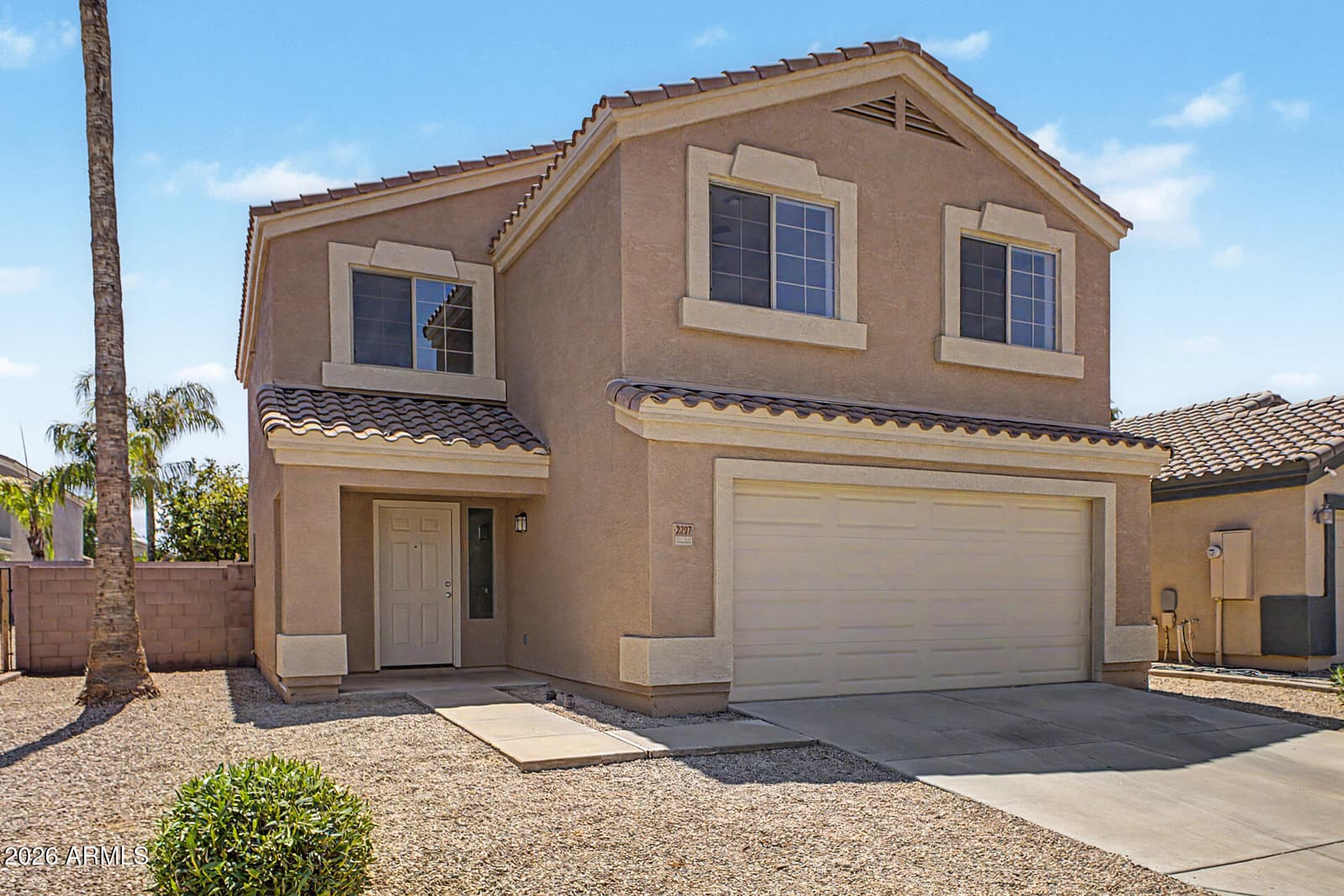 2297 W Silver Creek Lane, San Tan Valley, AZ 85144 — photo 4 of 40