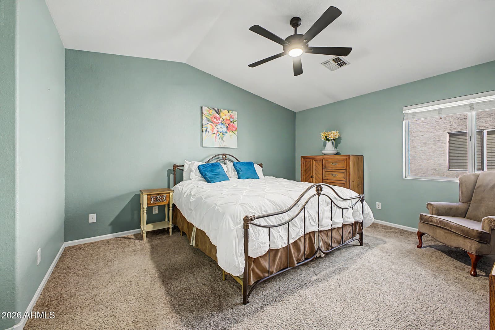 1522 E Beacon Drive, Gilbert, AZ 85234 — photo 3 of 68