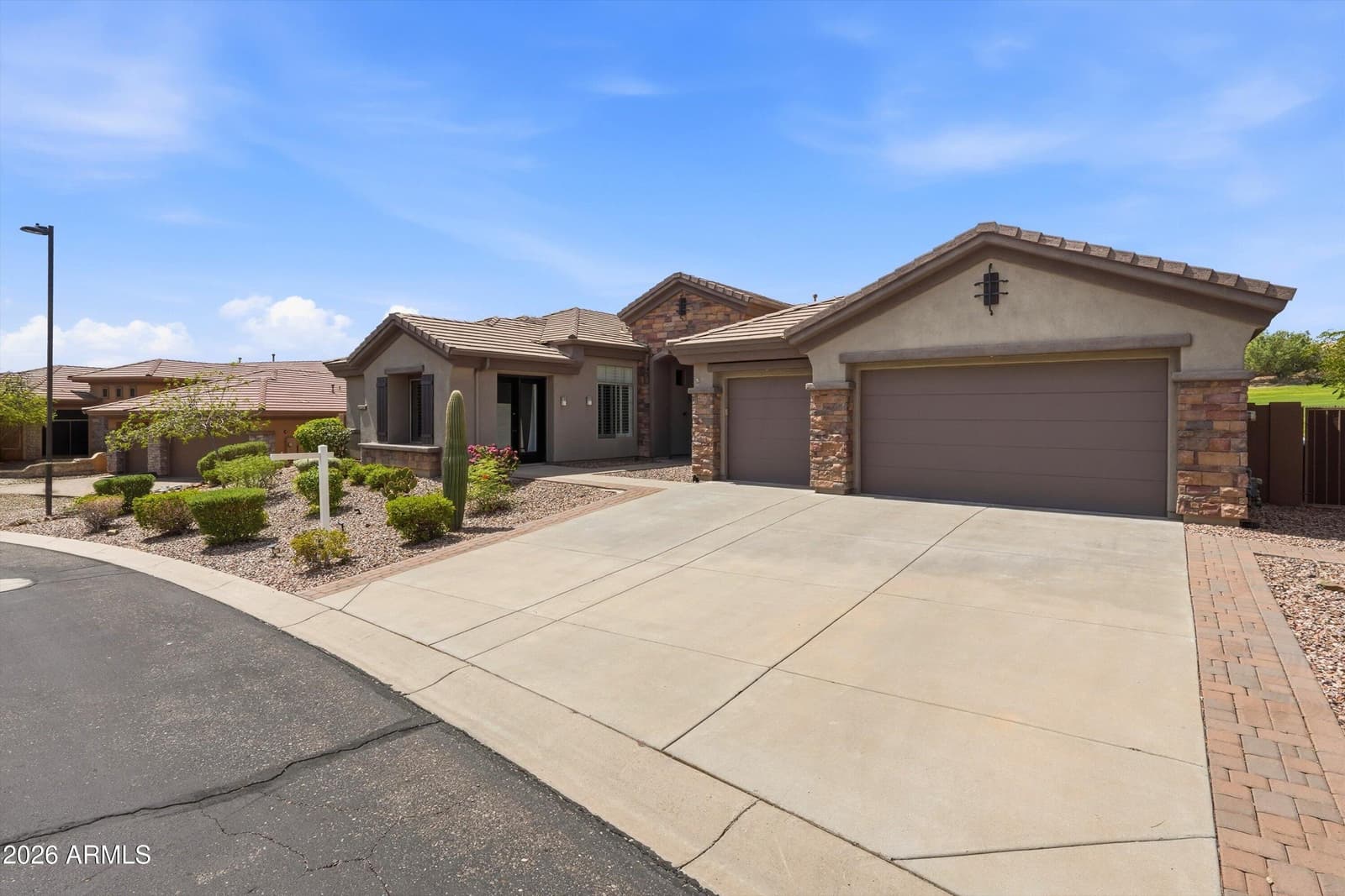 41722 N La Cantera Drive, Phoenix, AZ 85086 — photo 8 of 81