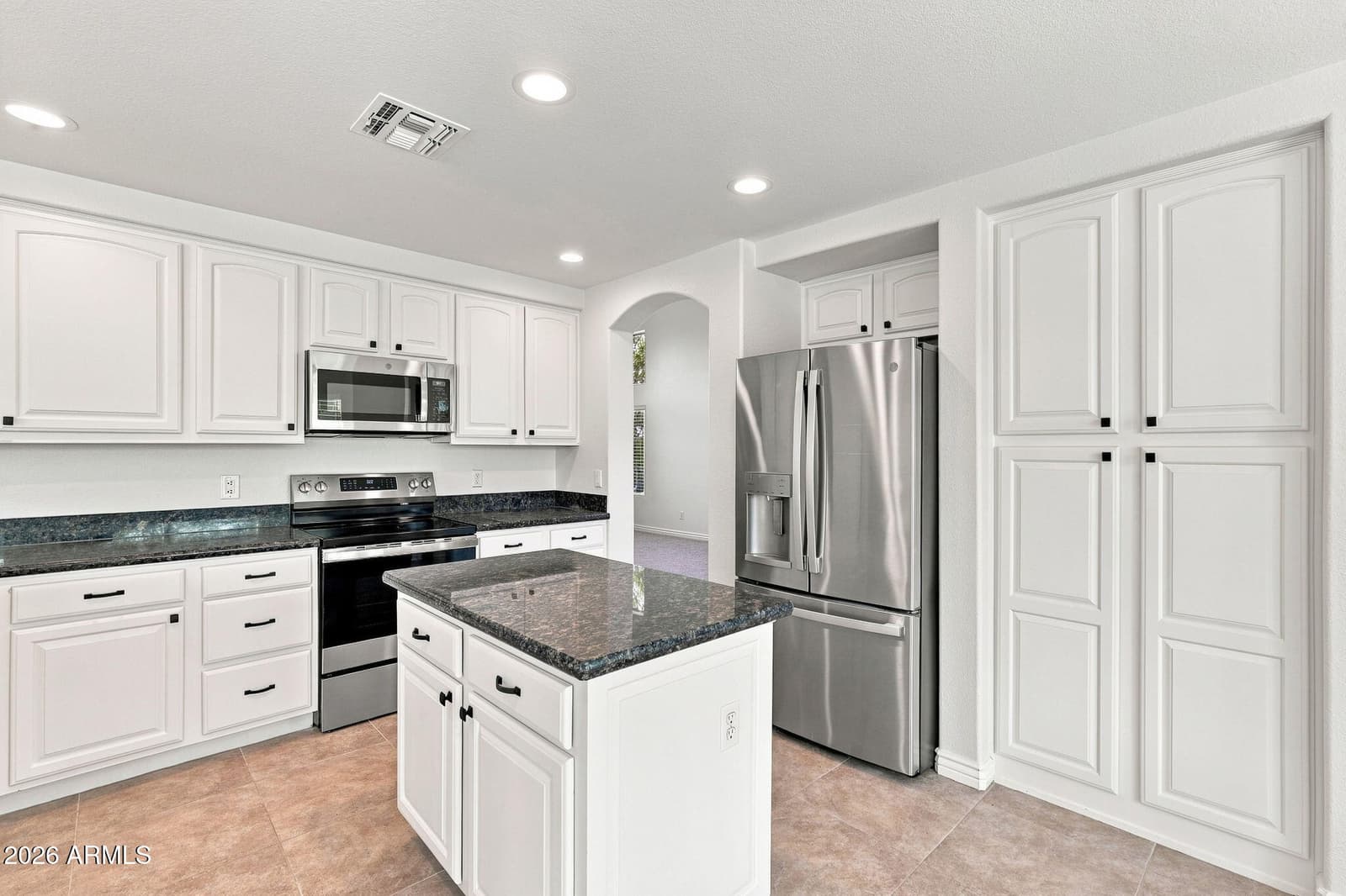 1143 E Baylor Lane, Gilbert, AZ 85296 — photo 13 of 52