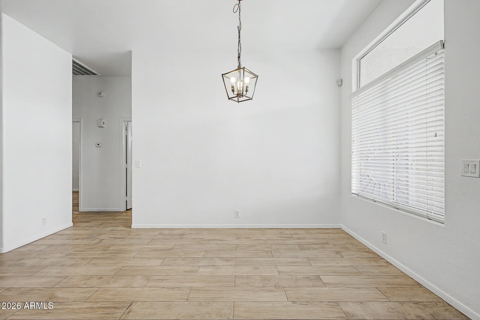 907 E Gary Lane, Phoenix, AZ 85042 — photo 10 of 46