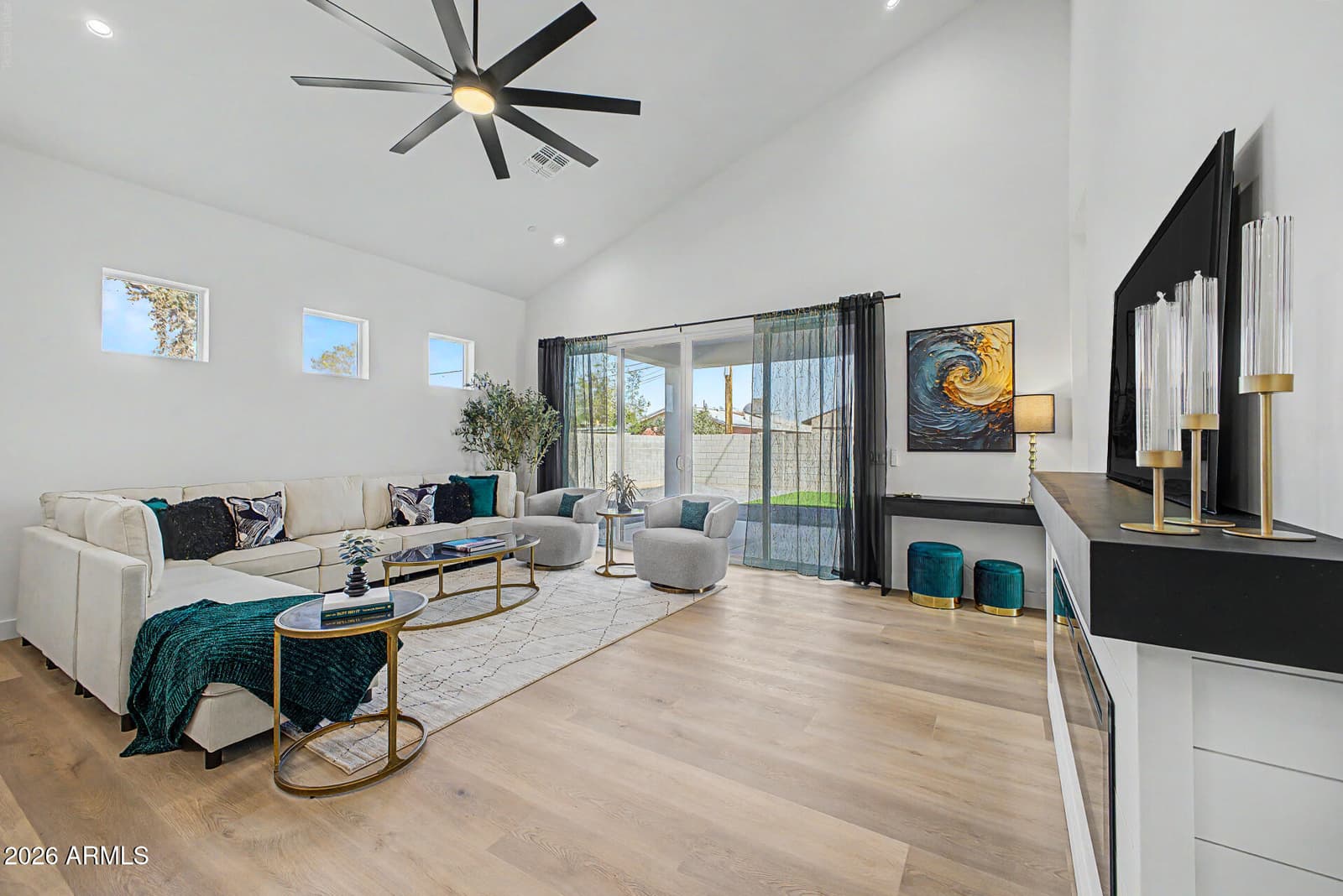 258 E Franklin Avenue, Mesa, AZ 85210 — photo 18 of 41
