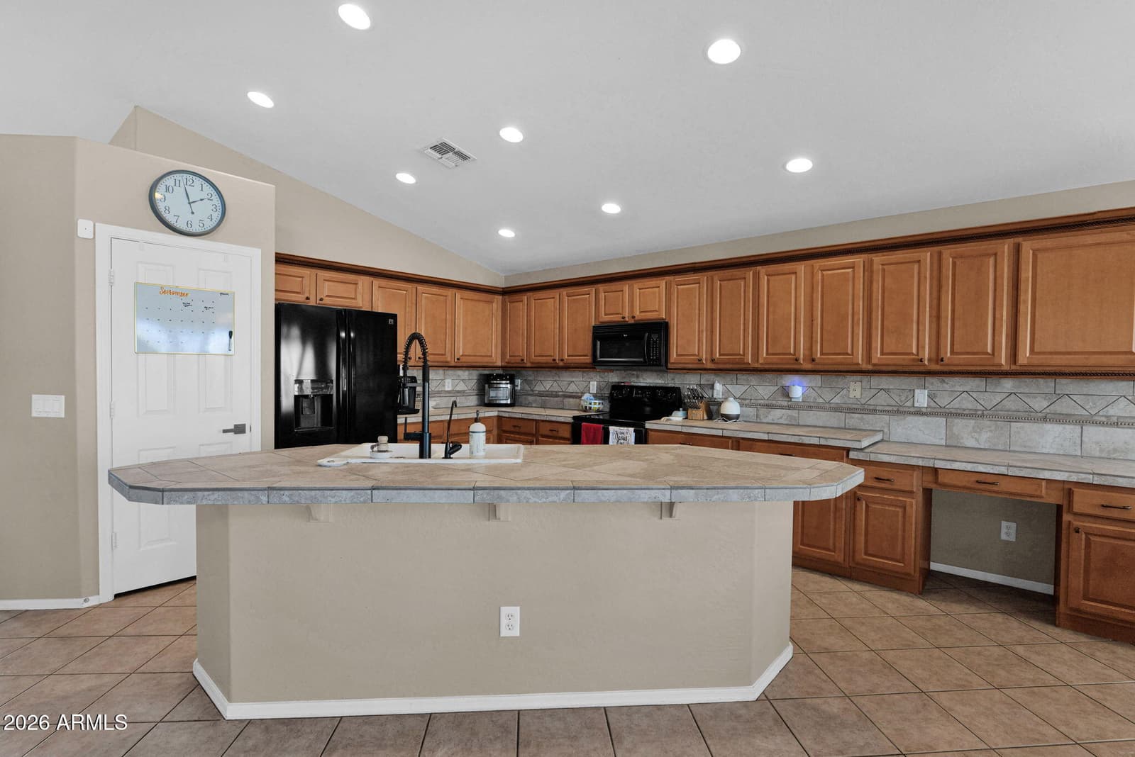 12842 W Aster Drive, El Mirage, AZ 85335 — photo 11 of 27