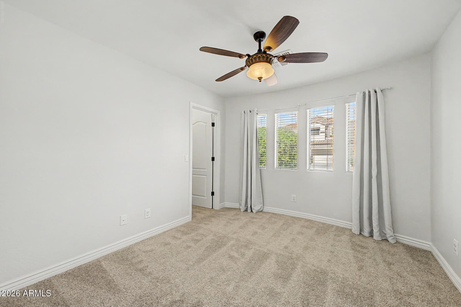 4017 E Hashknife Road, Phoenix, AZ 85050 — photo 23 of 38
