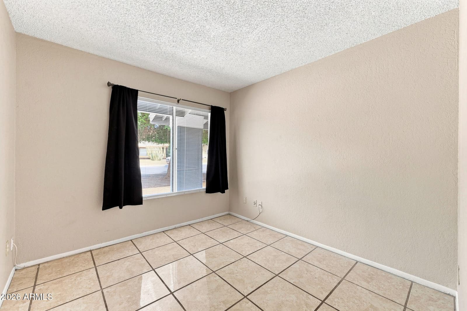 7635 W College Drive, Phoenix, AZ 85033 — photo 16 of 30