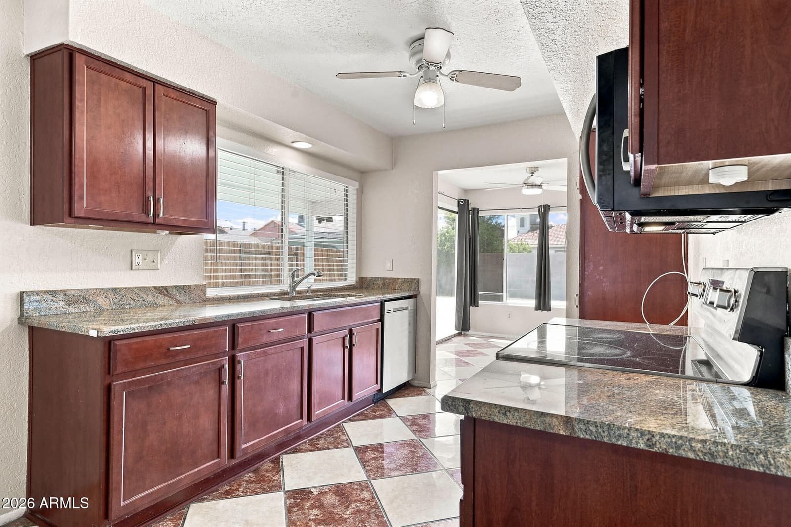 7635 W College Drive, Phoenix, AZ 85033 — photo 12 of 30