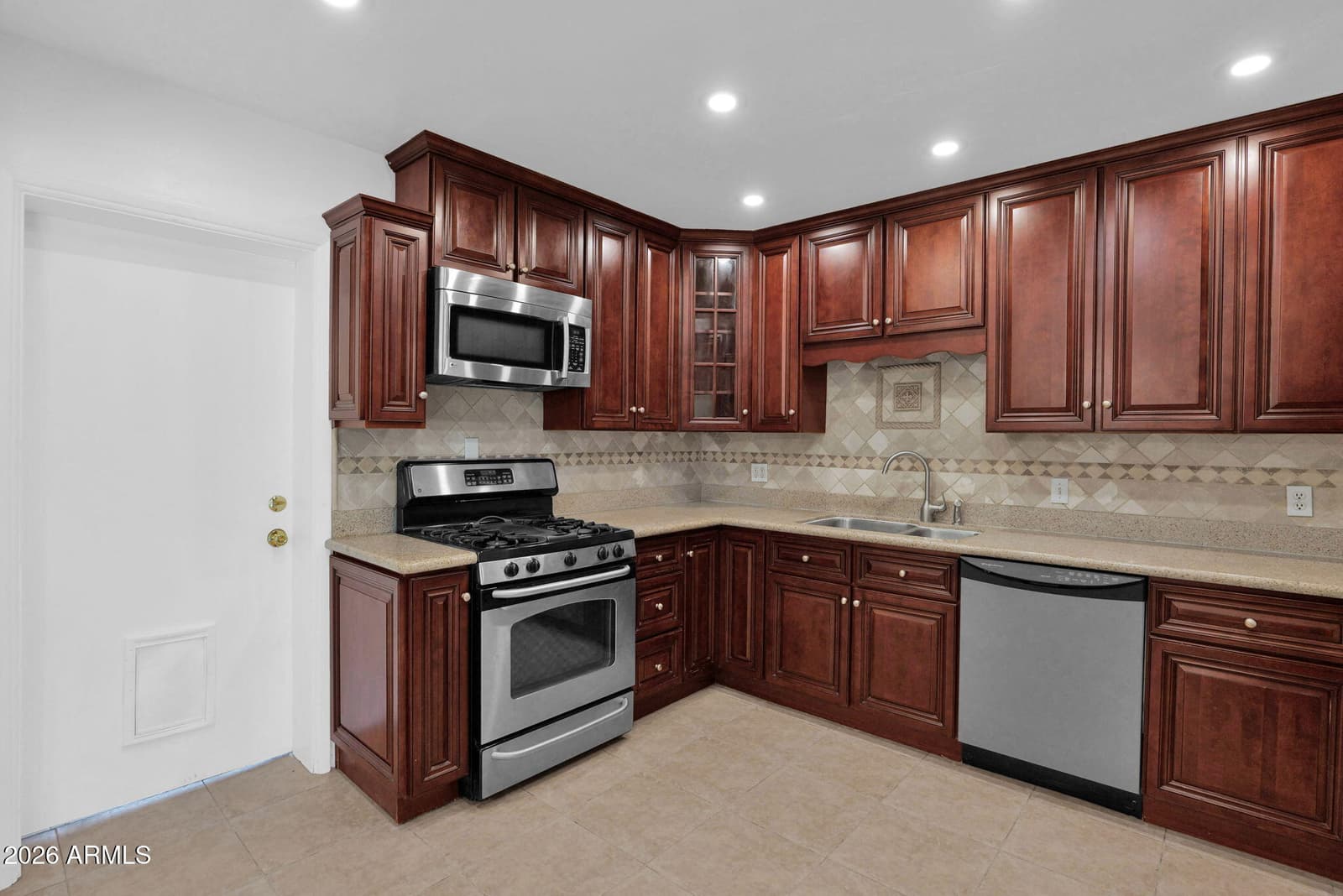 6138 N 15th Avenue, Phoenix, AZ 85015 — photo 10 of 35