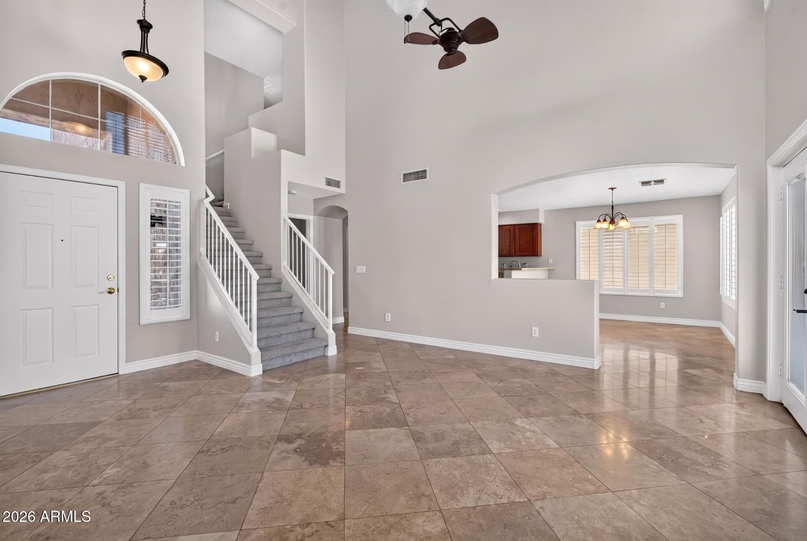 1328 S Heritage Drive, Gilbert, AZ 85296 — photo 4 of 34