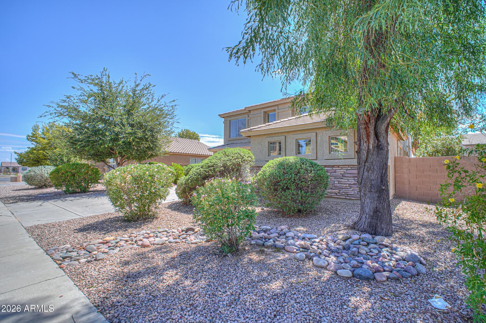 1325 E Brent Court, Casa Grande, AZ 85122 — photo 3 of 44