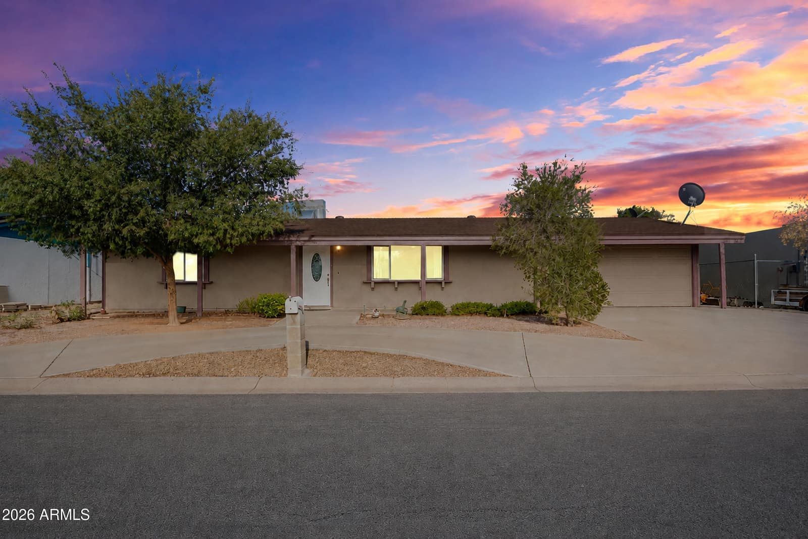 261 N 101st Way, Mesa, AZ 85207 — photo 3 of 40